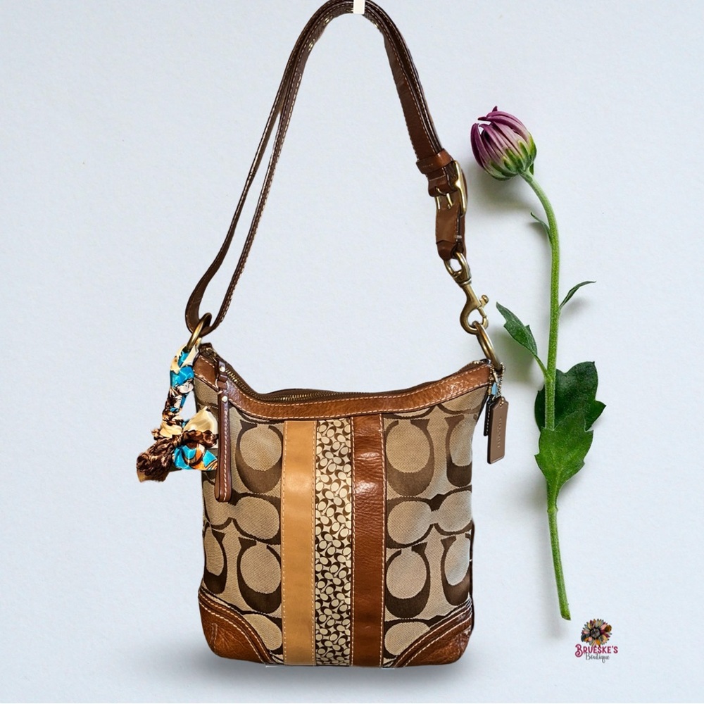 Coach Signature Shoulder/Crossbody Bag